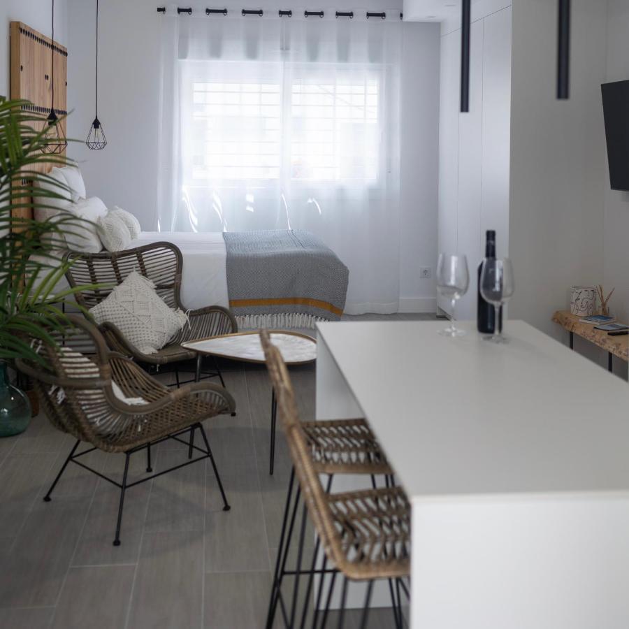 Lovely Suites Tarifa, Estudio A Estrenar En El Centro Y Muy Cerca De La Playa المظهر الخارجي الصورة
